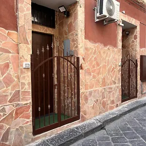 Casa vacanze Mary House, Aeroporto di Catania Fontana Rossa